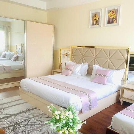 Hotel Sky Blue Mada Alasora Экстерьер фото