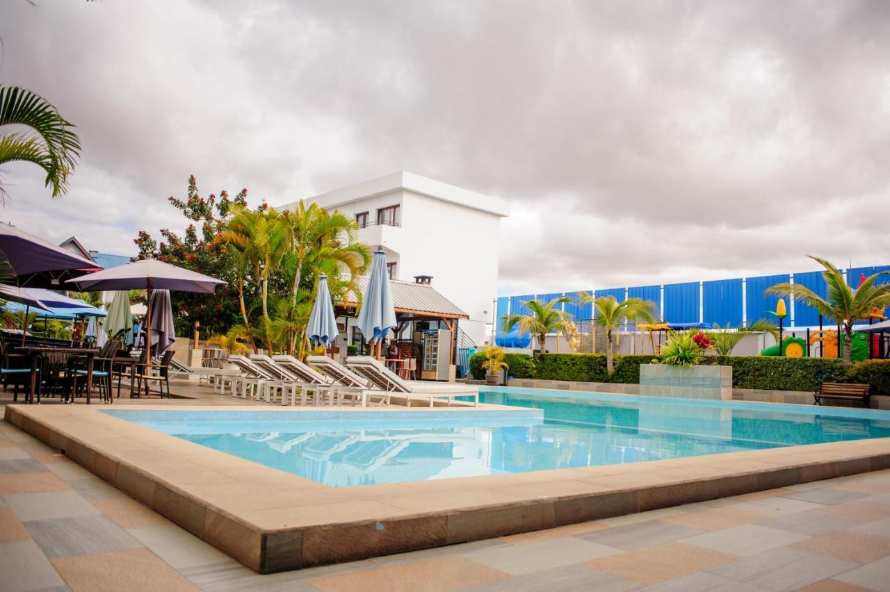Hotel Sky Blue Mada Alasora Экстерьер фото