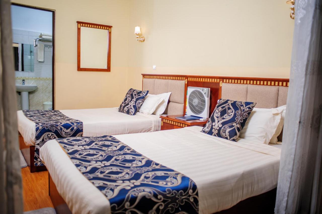 Hotel Sky Blue Mada Alasora Экстерьер фото