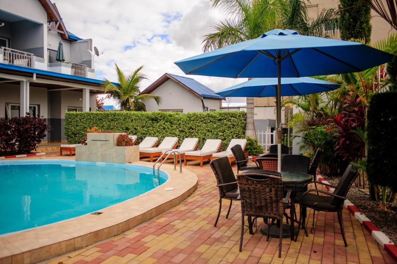 Hotel Sky Blue Mada Alasora Экстерьер фото