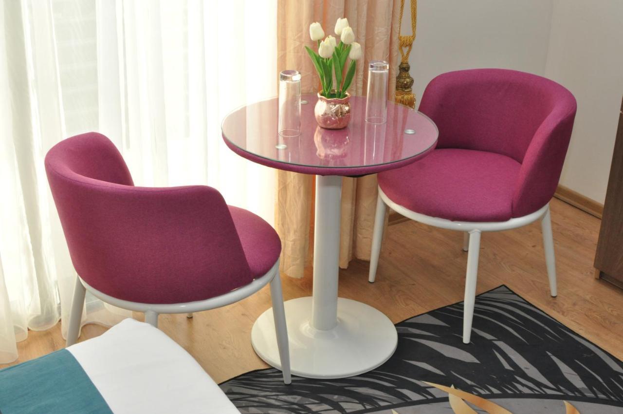 Hotel Sky Blue Mada Alasora Экстерьер фото