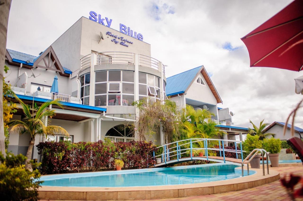 Hotel Sky Blue Mada Alasora Экстерьер фото