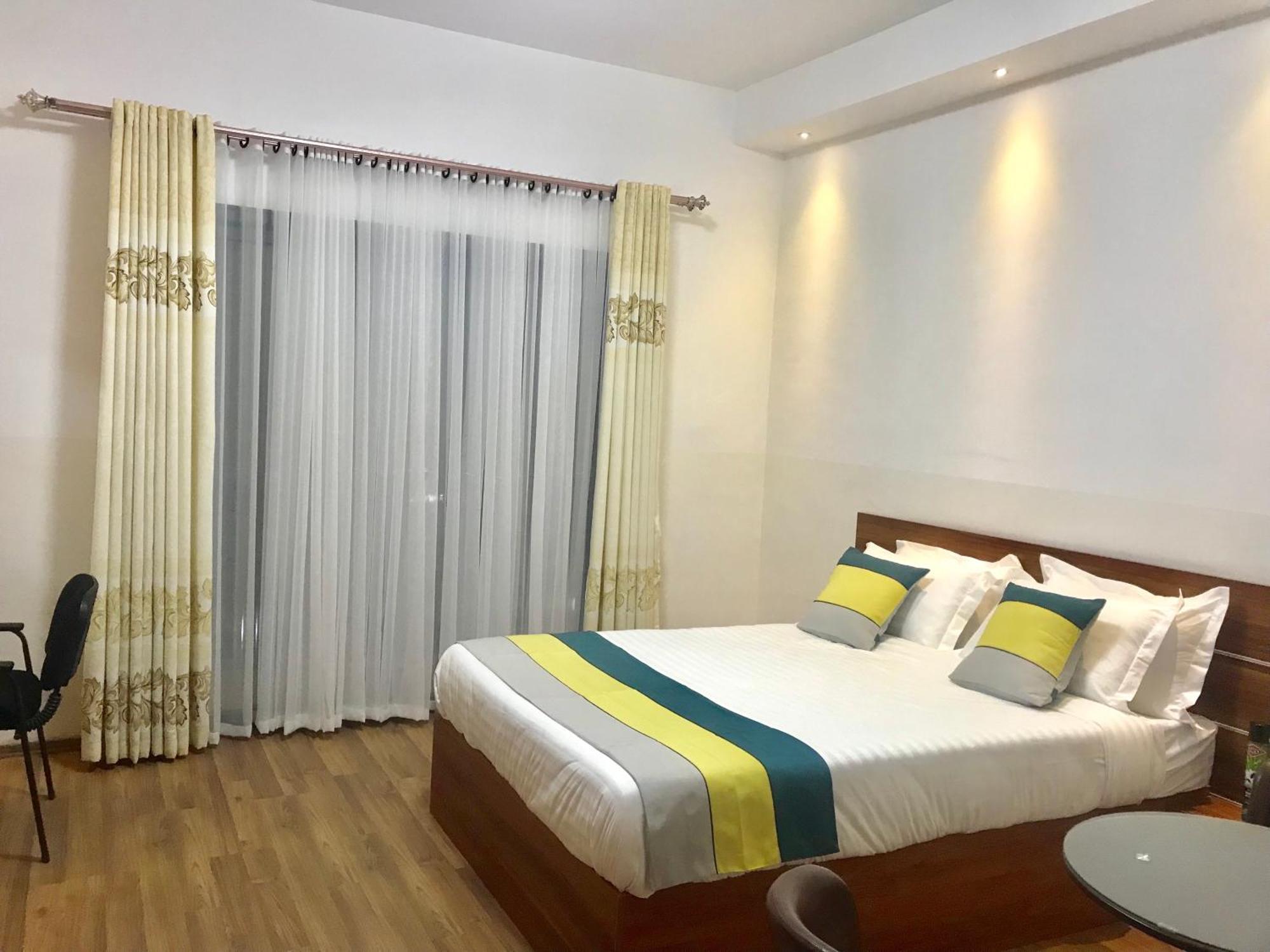 Hotel Sky Blue Mada Alasora Экстерьер фото