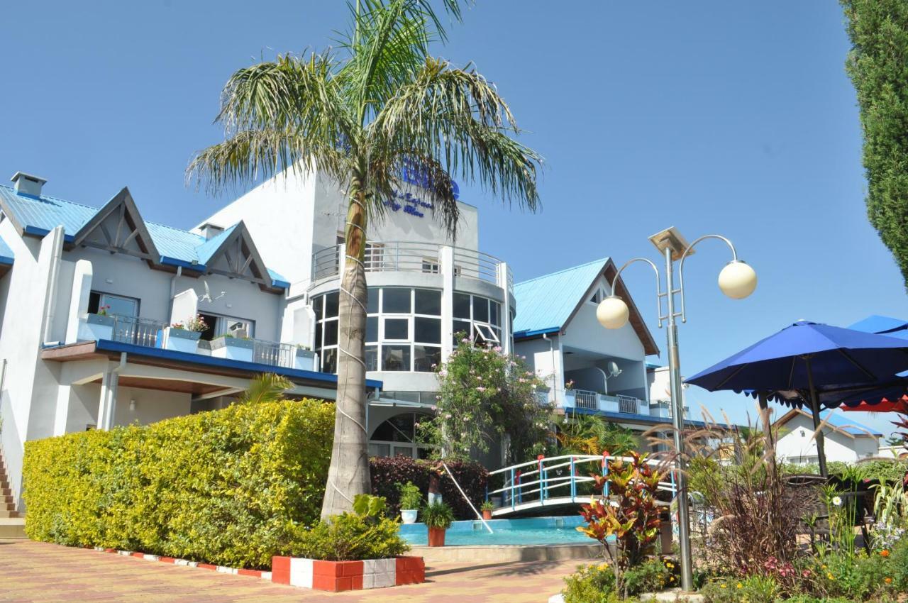 Hotel Sky Blue Mada Alasora Экстерьер фото